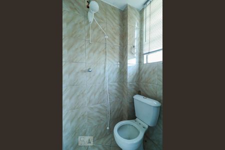 Apartamento à venda com 72m², 2 quartos e 1 vaga Apartamento à venda com 72m², 2 quartos e 1 vagaBanheiro de Serviço