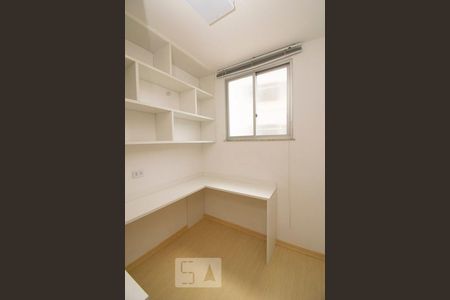 Suíte de apartamento à venda com 3 quartos, 70m² em Santa Rosa, Niterói