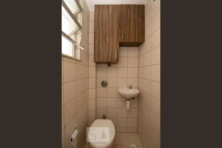 Banheiro Suíte de apartamento à venda com 3 quartos, 75m² em Santa Rosa, Niterói