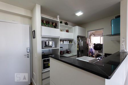 Apartamento à venda com 70m², 2 quartos e 2 vagasCozinha