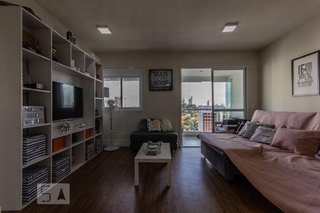 Sala de apartamento à venda com 2 quartos, 70m² em Vila Suzana, São Paulo