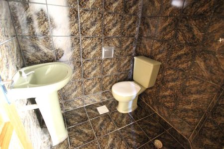 Banheiro Social de apartamento à venda com 3 quartos, 70m² em São João Batista (venda Nova), Belo Horizonte