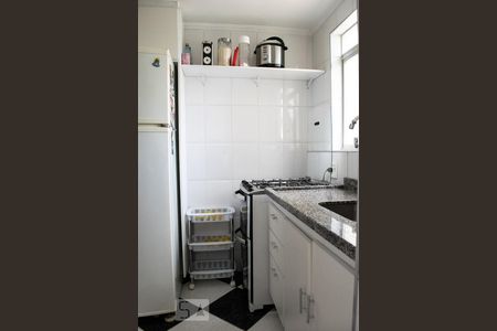 Apartamento para alugar com 50m², 2 quartos e 1 vagaCOZINHA