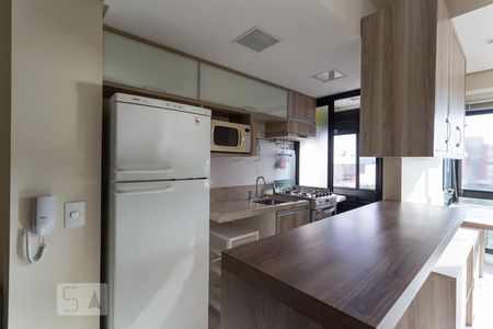 Cozinha de apartamento à venda com 1 quarto, 39m² em Menino Deus, Porto Alegre