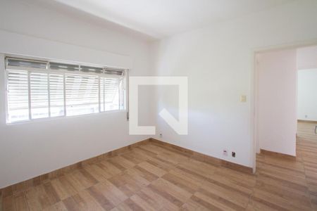 Casa para alugar com 270m², 4 quartos e 4 vagas Casa para alugar com 270m², 4 quartos e 4 vagasQuarto 2