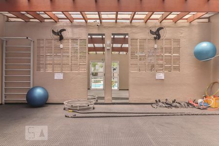 Apartamento à venda com 72m², 3 quartos e sem vagaAcademia