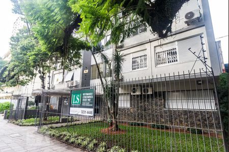 Apartamento à venda com 40m², 1 quarto e 1 vaga Apartamento à venda com 40m², 1 quarto e 1 vagaFachada