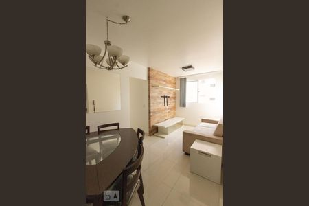 Sala de apartamento para alugar com 3 quartos, 62m² em Campo Comprido, Curitiba