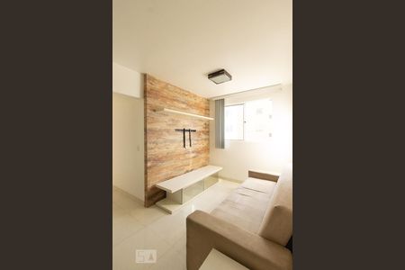 Sala de apartamento para alugar com 3 quartos, 62m² em Campo Comprido, Curitiba