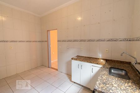 Casa para alugar com 27m², 1 quarto e 1 vaga Casa para alugar com 27m², 1 quarto e 1 vagaCozinha