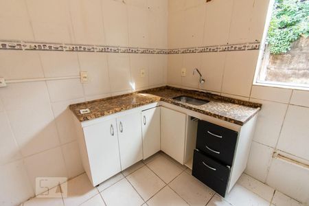 Casa para alugar com 27m², 1 quarto e 1 vaga Casa para alugar com 27m², 1 quarto e 1 vagaCozinha