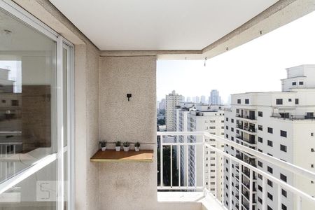 Apartamento para alugar com 72m², 3 quartos e 2 vagasVaranda
