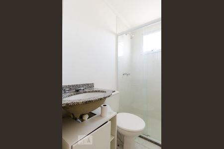 Banheiro da suíte de apartamento à venda com 3 quartos, 63m² em Nova Petrópolis, São Bernardo do Campo