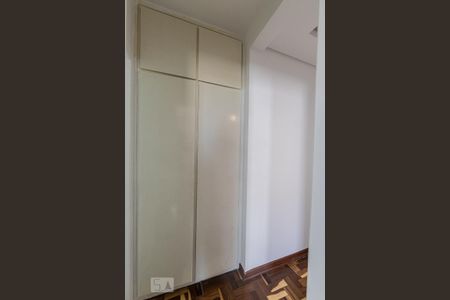 Apartamento à venda com 76m², 2 quartos e sem vagaBanheiro Social