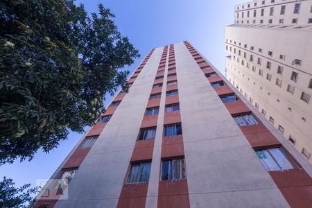 Studio para alugar com 31m², 1 quarto e 1 vaga Studio para alugar com 31m², 1 quarto e 1 vagaFachada