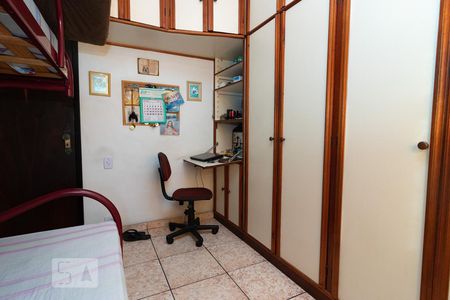 Apartamento à venda com 83m², 2 quartos e 1 vagaQuarto 2