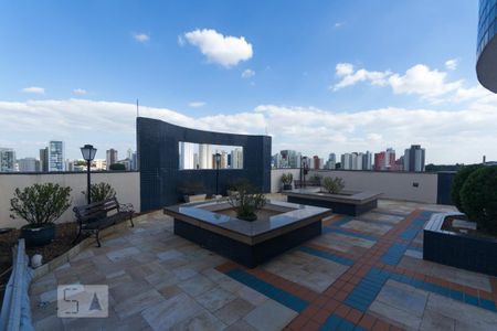 Studio à venda com 30m², 1 quarto e 1 vaga Studio à venda com 30m², 1 quarto e 1 vagaÁrea externa da cobertura com churrasqueira