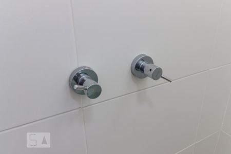 Casa para alugar com 210m², 4 quartos e 3 vagasBanheiro da Suíte 1