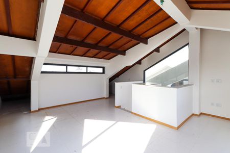 Casa para alugar com 210m², 4 quartos e 3 vagasSótão