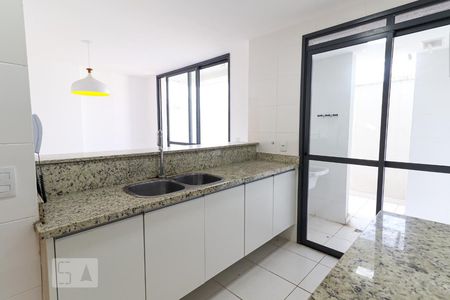 Casa para alugar com 210m², 4 quartos e 3 vagasCozinha