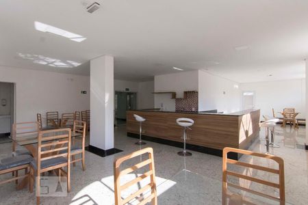 Apartamento para alugar com 45m², 1 quarto e 2 vagasSalão de festa