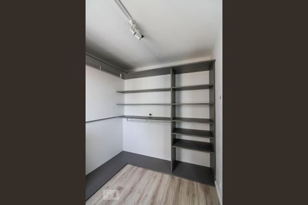 Apartamento à venda com 60m², 2 quartos e 1 vagaCloset