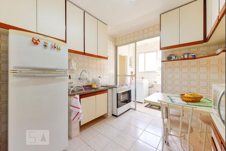 Apartamento para alugar com 87m², 2 quartos e 1 vagaCozinha