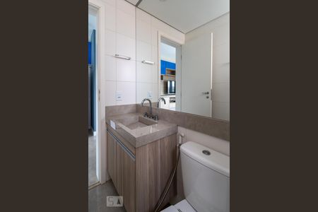 Studio à venda com 32m², 1 quarto e 1 vaga Studio à venda com 32m², 1 quarto e 1 vagaBanheiro
