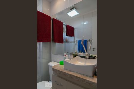 Banheiro  de apartamento para alugar com 2 quartos, 49m² em Ipiranga, São Paulo