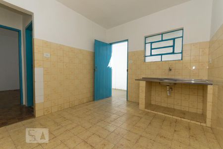 Cozinha de casa para alugar com 1 quarto, 50m² em Vila Fachini, São Paulo