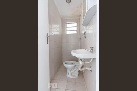 Banheiro Social de apartamento para alugar com 1 quarto, 44m² em Vila do Encontro, São Paulo