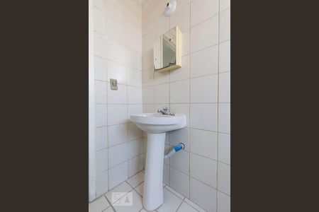 Banheiro Social de apartamento para alugar com 2 quartos, 65m² em Vila do Encontro, São Paulo