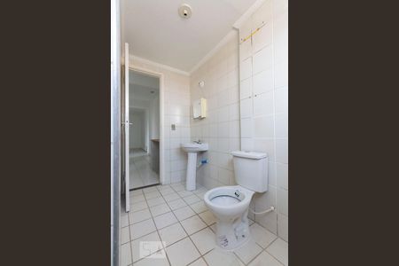 Banheiro Social de apartamento para alugar com 2 quartos, 65m² em Vila do Encontro, São Paulo