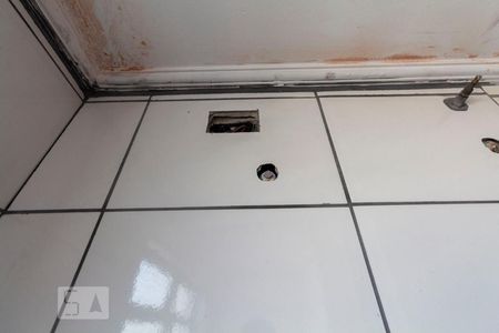 Banheiro Social de apartamento para alugar com 2 quartos, 170m² em Vila do Encontro, São Paulo