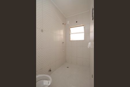 Banheiro de kitnet/studio para alugar com 1 quarto, 40m² em Vila Buarque, São Paulo