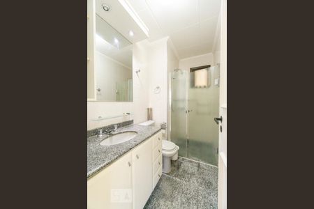 Apartamento à venda com 126m², 3 quartos e 3 vagasBanheiro