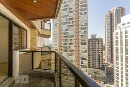 Apartamento à venda com 126m², 3 quartos e 3 vagasVaranda 