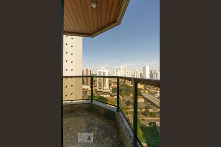 Apartamento à venda com 126m², 3 quartos e 3 vagasVaranda suíte