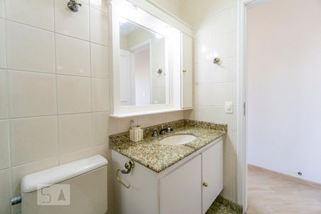 Apartamento à venda com 126m², 3 quartos e 3 vagasBanheiro suíte