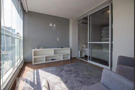 Sala de estar de apartamento para alugar com 1 quarto, 49m² em Pinheiros, São Paulo