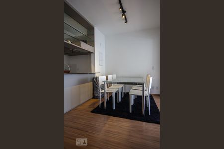 Sala de jantar de apartamento para alugar com 1 quarto, 49m² em Pinheiros, São Paulo