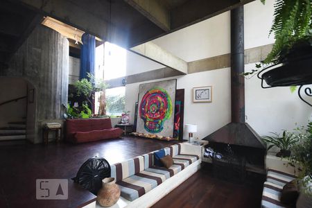 Sala 1 de casa para alugar com 5 quartos, 600m² em Butantã, São Paulo