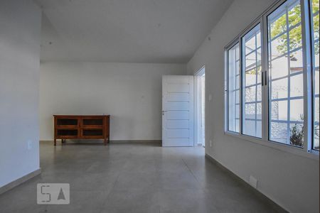 Sala de casa à venda com 2 quartos, 150m² em Jardim Petrópolis, São Paulo