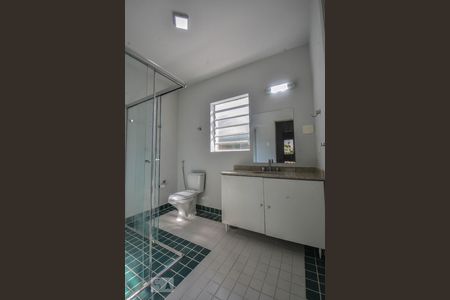 Casa à venda com 150m², 2 quartos e 2 vagasBanheiro 