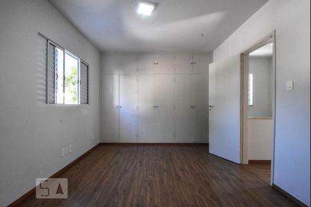 Casa à venda com 150m², 2 quartos e 2 vagasQuarto 01