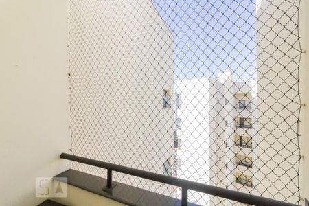 Vista da suíte de apartamento para alugar com 3 quartos, 70m² em Vila Rosália, Guarulhos