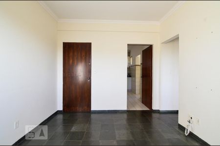 Apartamento para alugar com 69m², 3 quartos e 1 vagaSala