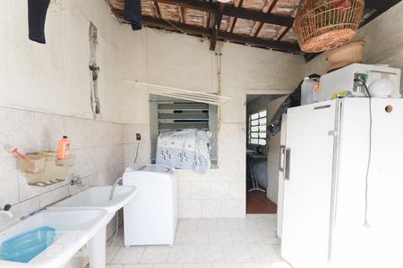 Casa à venda com 270m², 5 quartos e sem vagaLavanderia