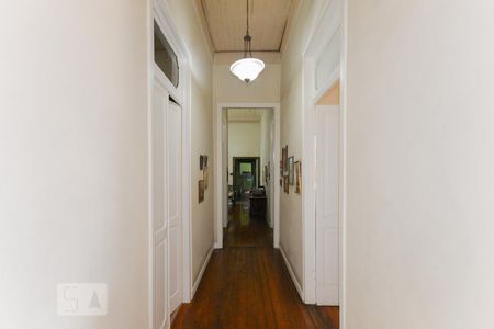 Corredor de casa à venda com 5 quartos, 270m² em São Cristóvão, Rio de Janeiro