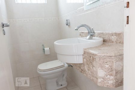 Lavabo de casa à venda com 3 quartos, 270m² em Jardim Brasil (zona Sul), São Paulo